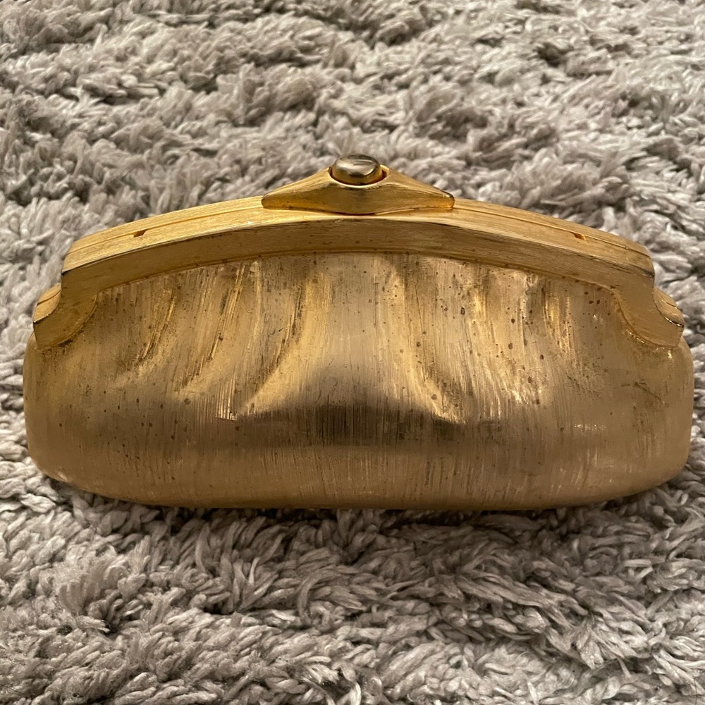 Vintage, Judith Leiber gold purse , in gold plated metal in great condition!